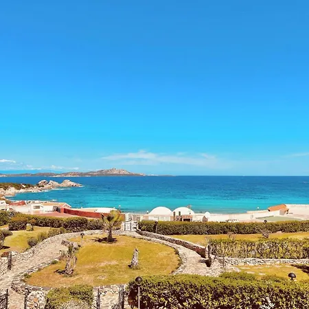 Prázdninový dům Beach Home Baja Sardinia