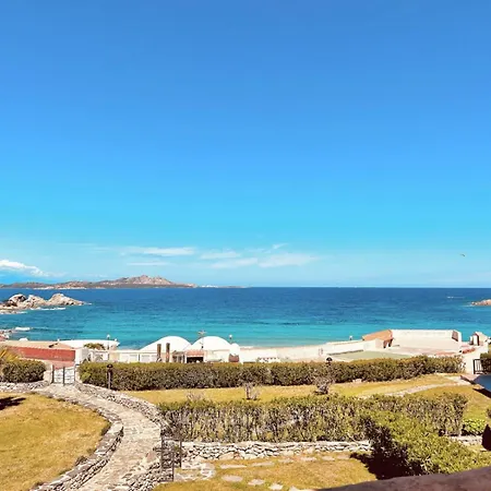 Sea View Three-bedroom House 50m From The *