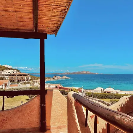 Sea View Three-bedroom House 50m From The Baja Cerdeña