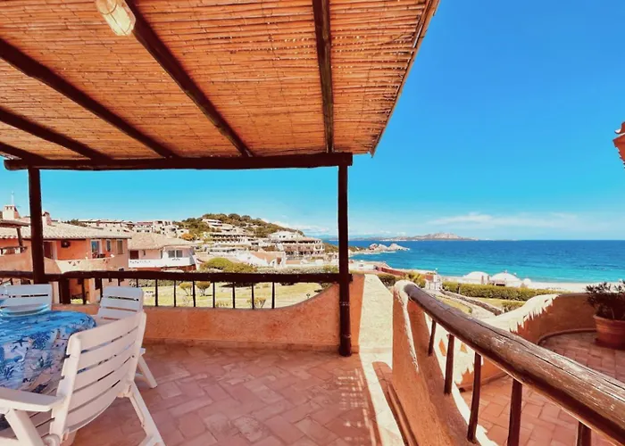 Beach Home Baja Sardinia Байя Сардиния