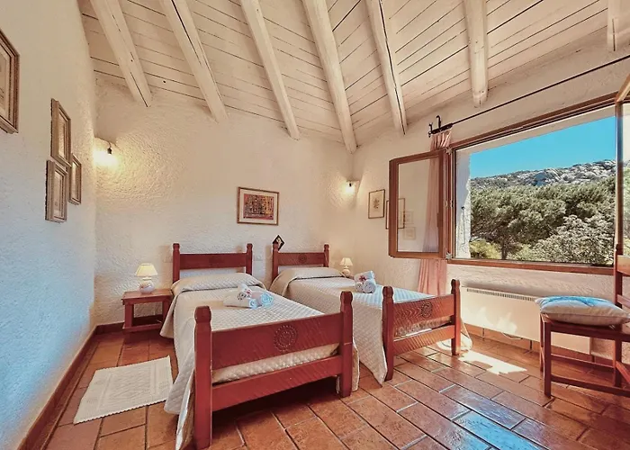 Дом отдыха Beach Home Baja Sardinia *